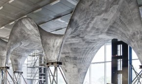 В Швейцарии ученые разработали бетонную крышу способную генерировать энергию из солнечных лучей.