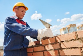 Четверть миллиона украинцев заняты в строительстве