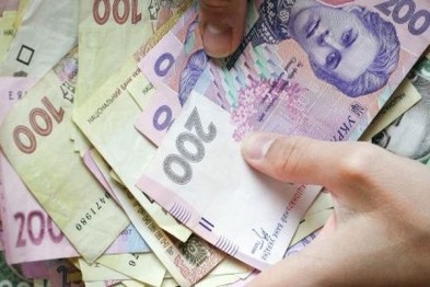 В Киеве увеличилась средняя зарплата