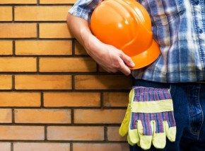 Минрегион хочет отказаться от фиксированной зарплаты для строителей