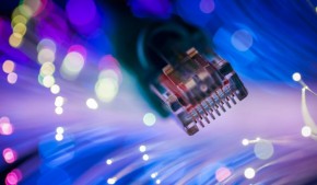 Предлагается установить минимальную скорость интернета при строительстве сетей за госсредства