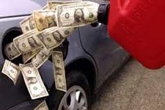 Цены на бензин медленно откатываются