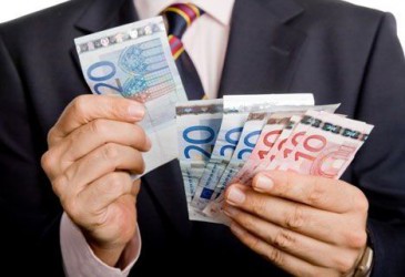 НБУ допускает ужесточение валютных ограничений