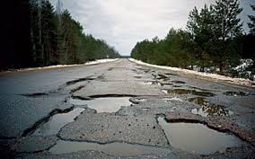 В Украине критическое недофинансирование ремонта автодорог