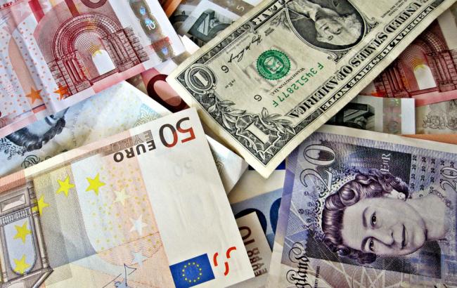 Объем наличных валютных расчетов на межбанке в марте сократился на 20%, - НБУ