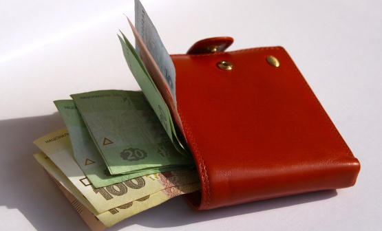 Нацбанк увеличит лимит на покупку валюты, — СМИ
