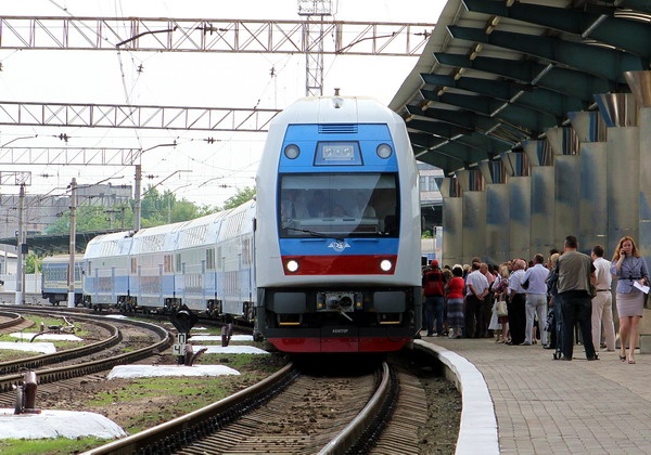 Из Киева в Херсон начнут ходить двухэтажные поезда