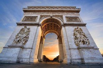Триумфальная арка Парижа