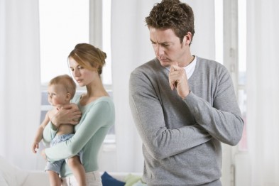 Активисты требуют уровнять права отцов при разводе