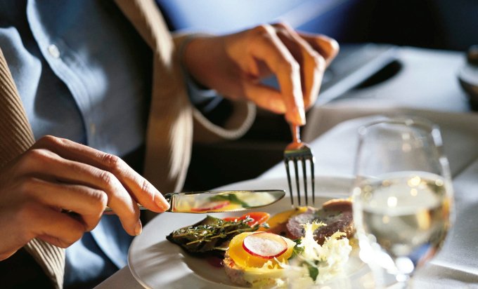 15 грубых ошибок этикета, которые можно совершить в ресторане