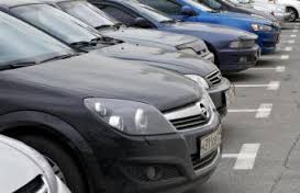 Яценюк поручил отменить ввозную пошлину на бывшие в употреблении импортные автомобили, кроме российских