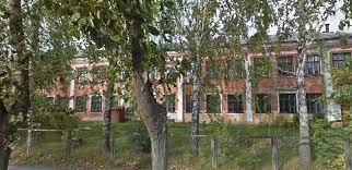 Все здания старых школ Украины проверят