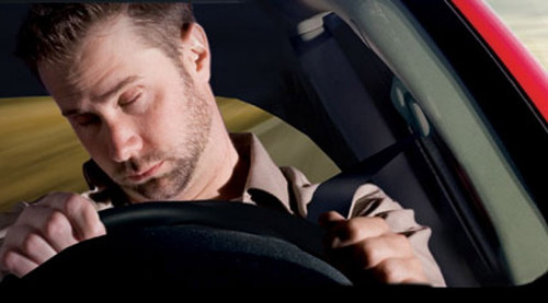 Невыспавшиеся водители оказались опаснее пьяных