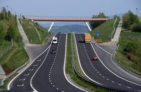 В этом году в Украине должны появиться две тысячи километров новых дорог